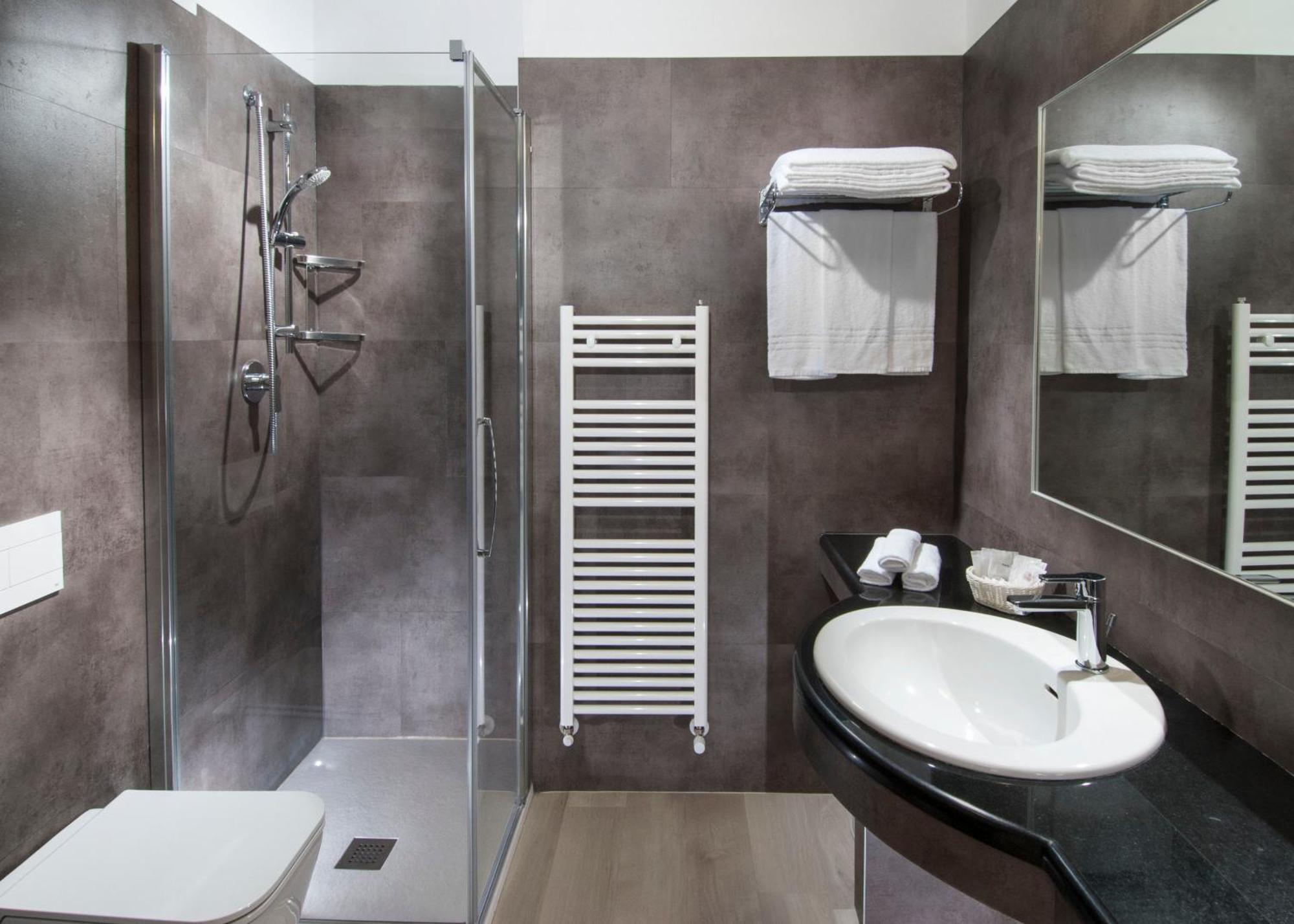 Hotel Prestige Cattolica Buitenkant foto