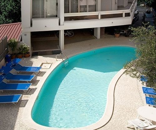 Hotel Prestige Cattolica Buitenkant foto
